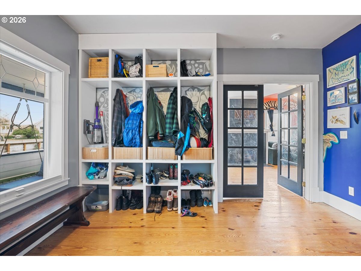 111 South 3rd Street Independence, OR 97351 - Photo 6 of 45