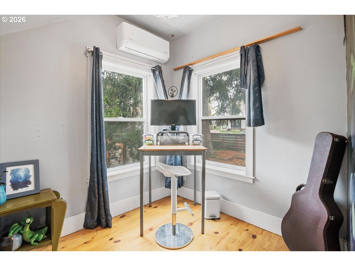 111 South 3rd Street Independence, OR 97351 - Photo 8 of 45