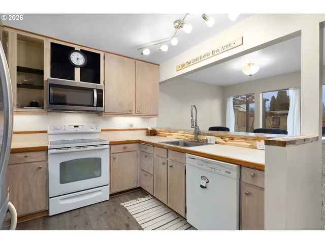 $649,000 | 605 Deerwood Court, Winston, OR 97496