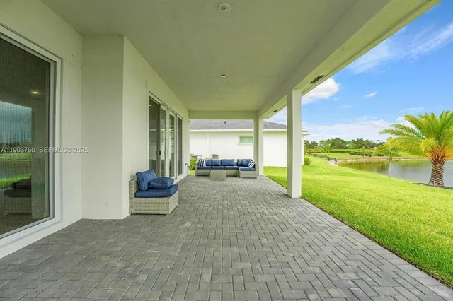 $11,000 | 601 Hookline Circle, Loxahatchee, FL 33470