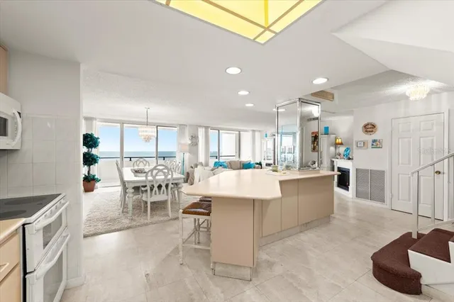 $699,000 | 901 South Atlantic Avenue, Unit PH3, Ormond Beach, FL 32176