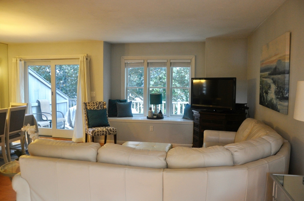 1106 Treasure Island Road, Unit 1106 Webster, MA 01570 - Photo 4 of 37 Gallery Image 4