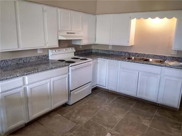 $387,900 | 2904 North Monterey Court, Gretna, LA 70056