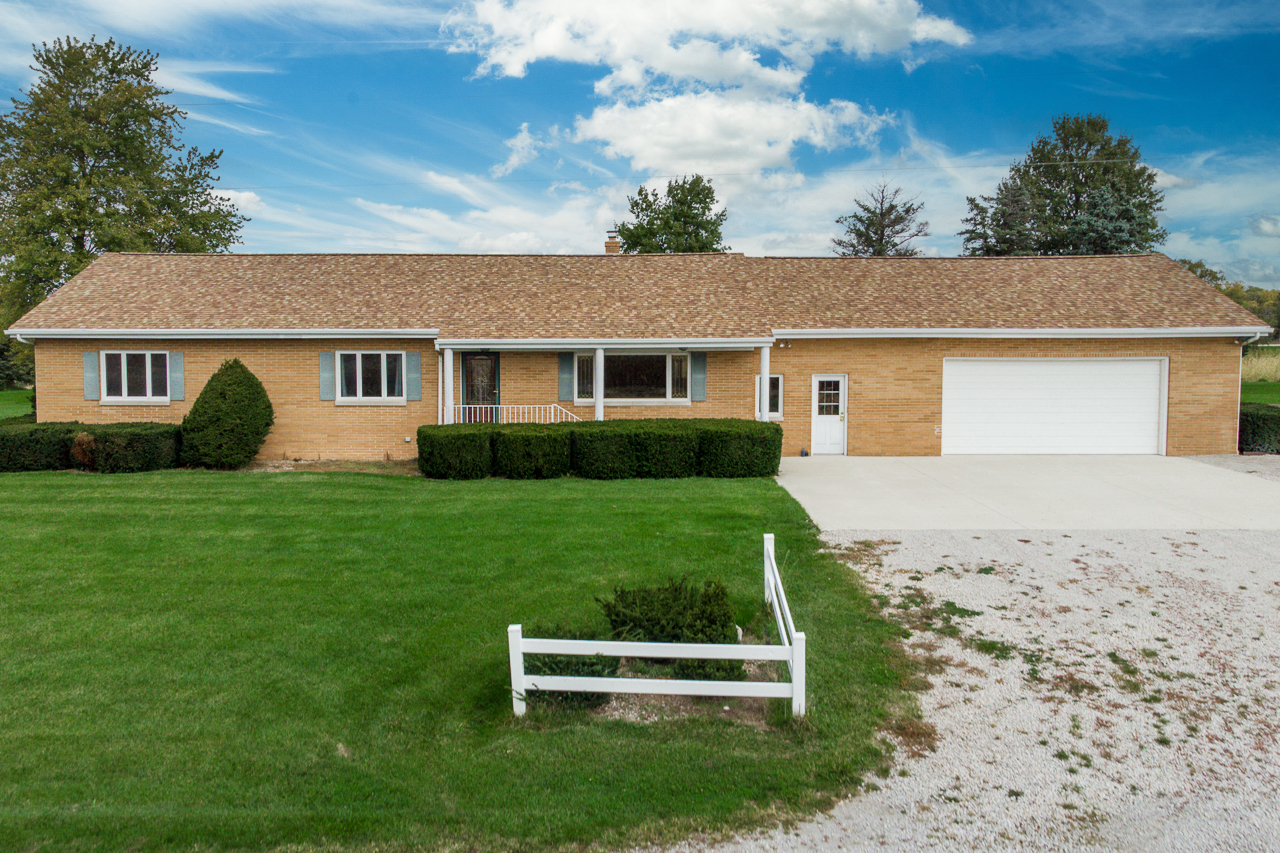 19558 East 2525 North Road Lexington, IL 61753 - Photo 1 of 47 Gallery Image 1
