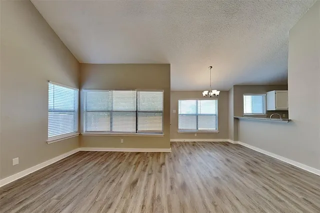 $2,195 | 903 Boxwood Drive, Lewisville, TX 75067