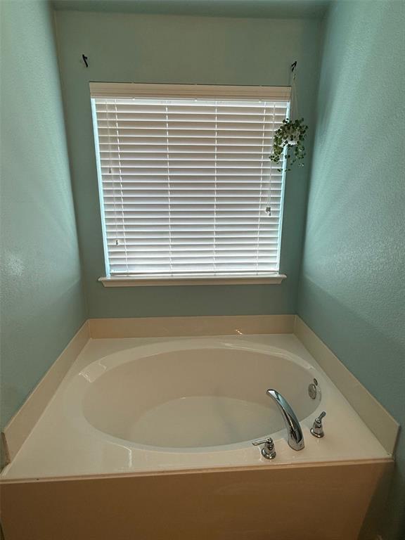 120 Chalk Road Anna, TX 75409 - Photo 20 of 29 Primary Bath