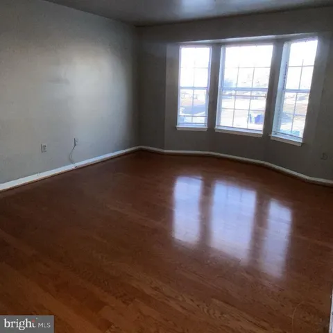 $2,350 | 2071 Alice Avenue, Unit 202, Oxon Hill, MD 20745