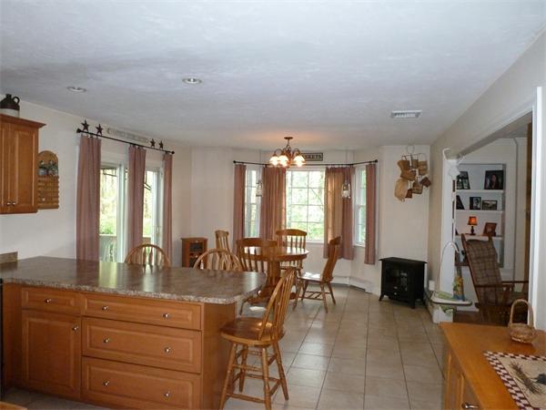 42 Rochester Road Carver, MA 02330 - Photo 5 of 24 Gallery Image 5