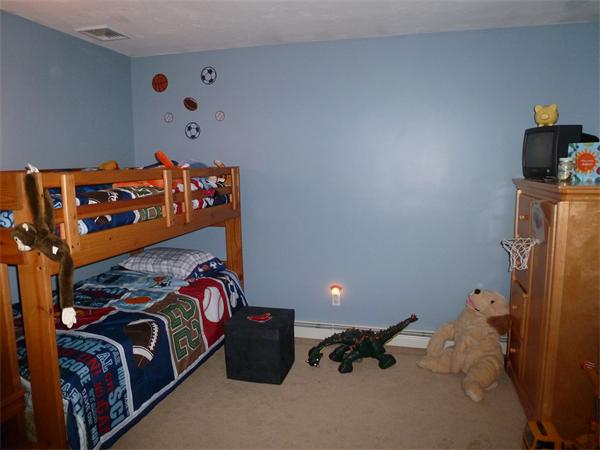 42 Rochester Road Carver, MA 02330 - Photo 10 of 24 Gallery Image 10
