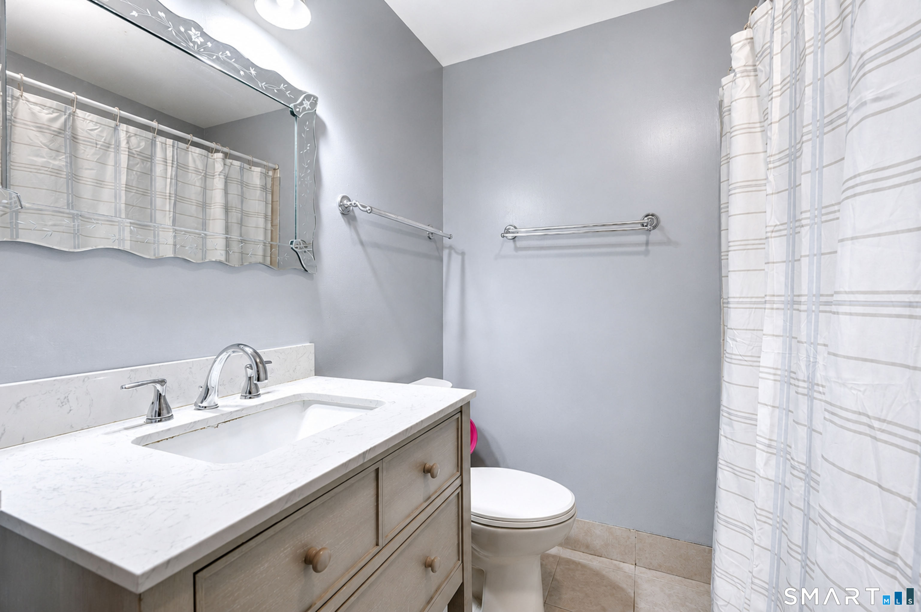 143 Red Oak Road Bridgeport, CT 06606 - Photo 15 of 28 Gallery Image 15