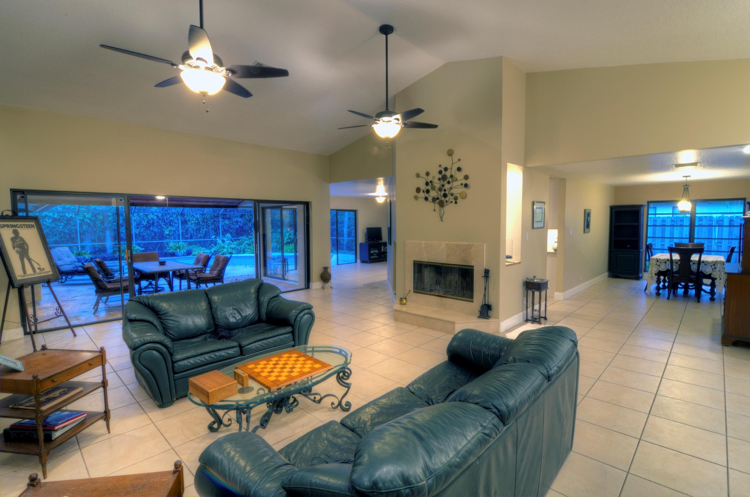 780 Southwest 18th Street Boca Raton, FL 33486 - Photo 10 of 22 Family room