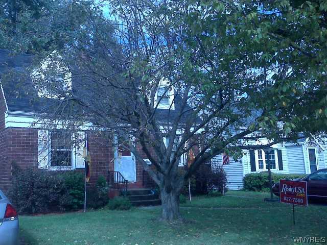 54 Ridgewood Road Buffalo, NY 14220 - Photo 3 of 14 Exterior Front