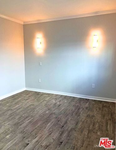 $2,595,000 | 832 Hilldale Avenue, West Hollywood, CA 90069