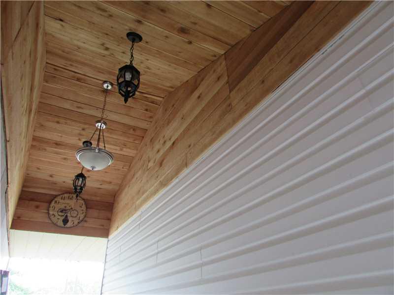 1061 North Whitmore Road North Huntingdon, PA 15642 - Photo 13 of 23 Other. breezeway