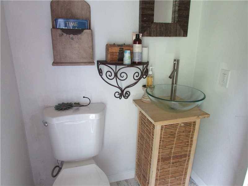 1061 North Whitmore Road North Huntingdon, PA 15642 - Photo 17 of 23 Partial Bath.