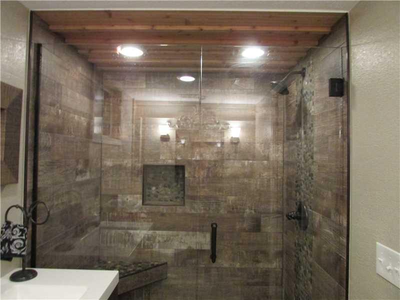 1061 North Whitmore Road North Huntingdon, PA 15642 - Photo 22 of 23 Full Bath.