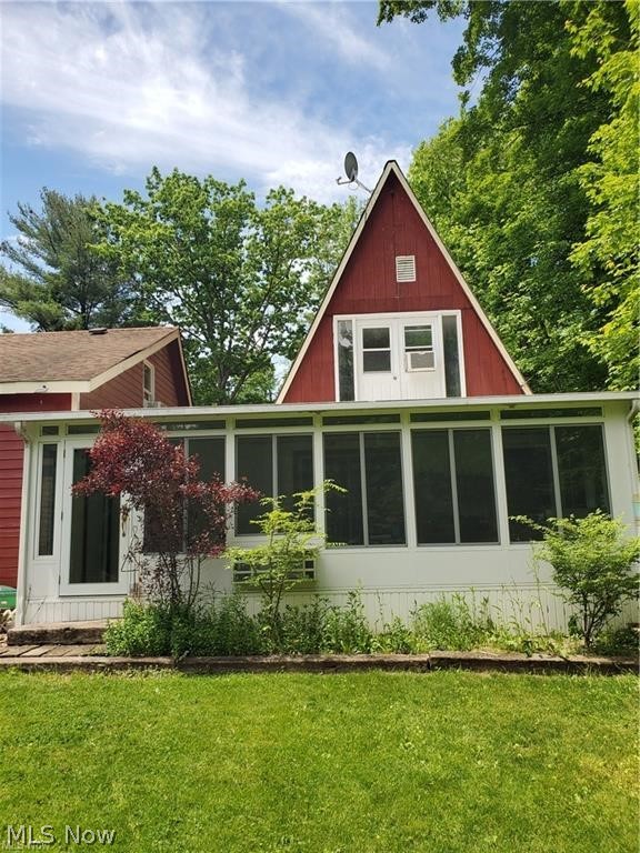 17811 Owen Road Middlefield, OH 44062 - Photo 5 of 29 Gallery Image 5