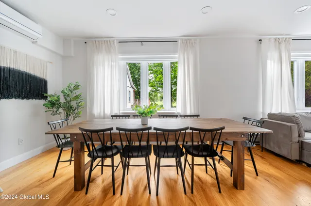 $625,000 | 5 Wawayanda Place, Middletown, NY 10940