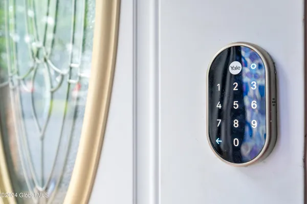 $575,000 | 5 Wawayanda Place, Middletown, NY 10940