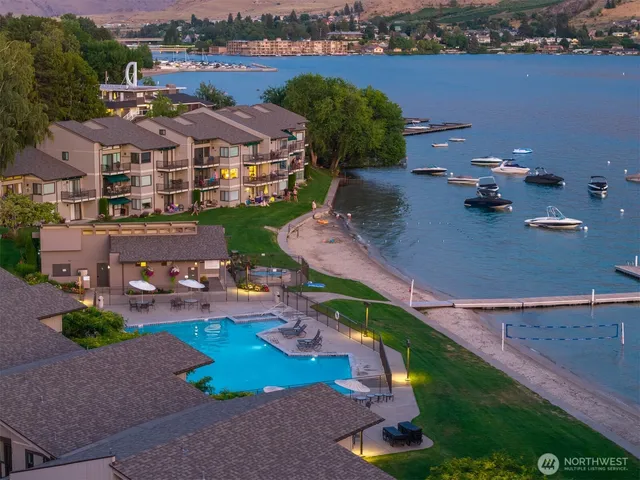 $750,000 | 104 Spader Bay Road, Unit 44, Chelan, WA 98816