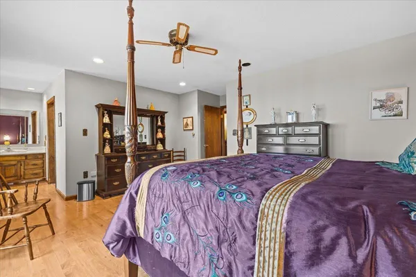 $579,900 | 445 South Main Street, St. Albans Town, VT 05478