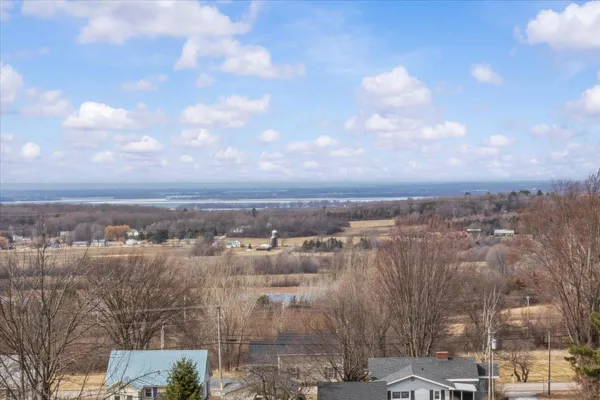 $579,900 | 445 South Main Street, St. Albans Town, VT 05478