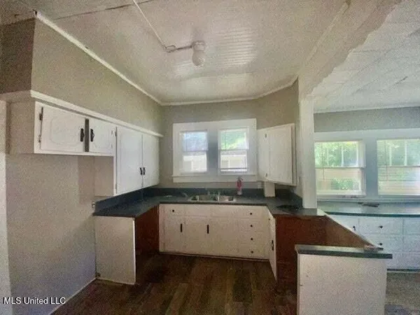 $85,000 | 400 Burke Avenue, McComb, MS 39648