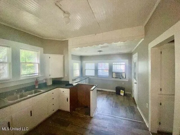 $85,000 | 400 Burke Avenue, McComb, MS 39648