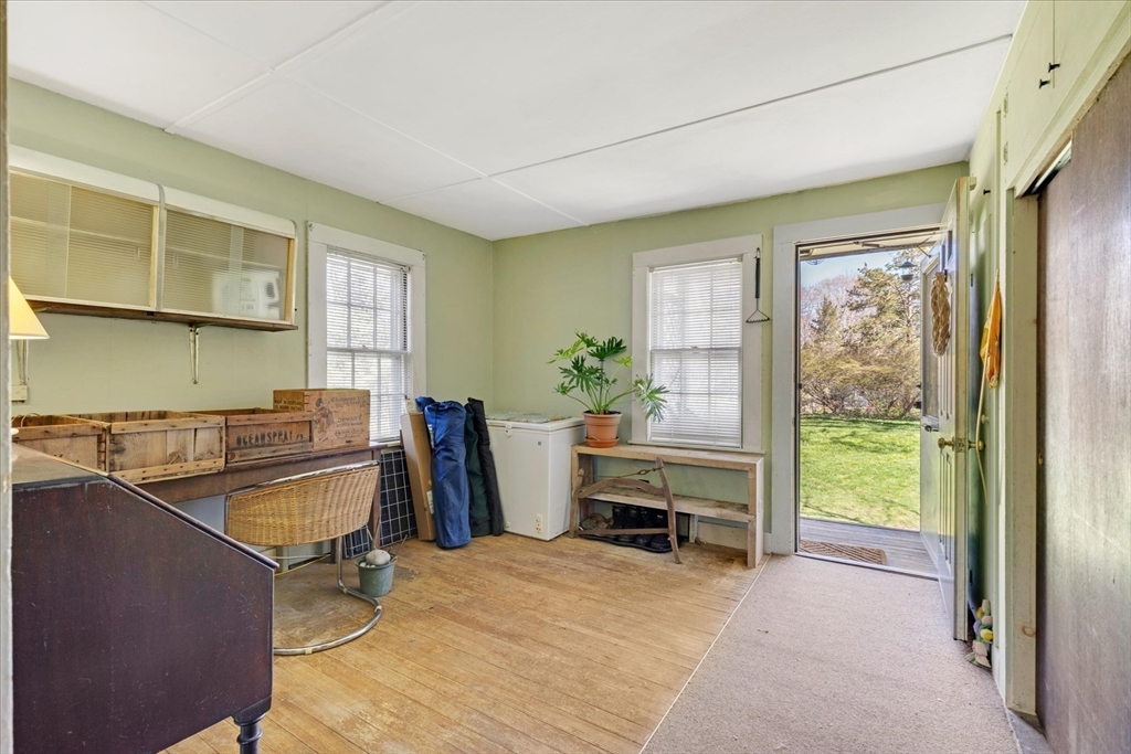 58 Loomis Lane Barnstable, MA 02632 - Photo 5 of 42