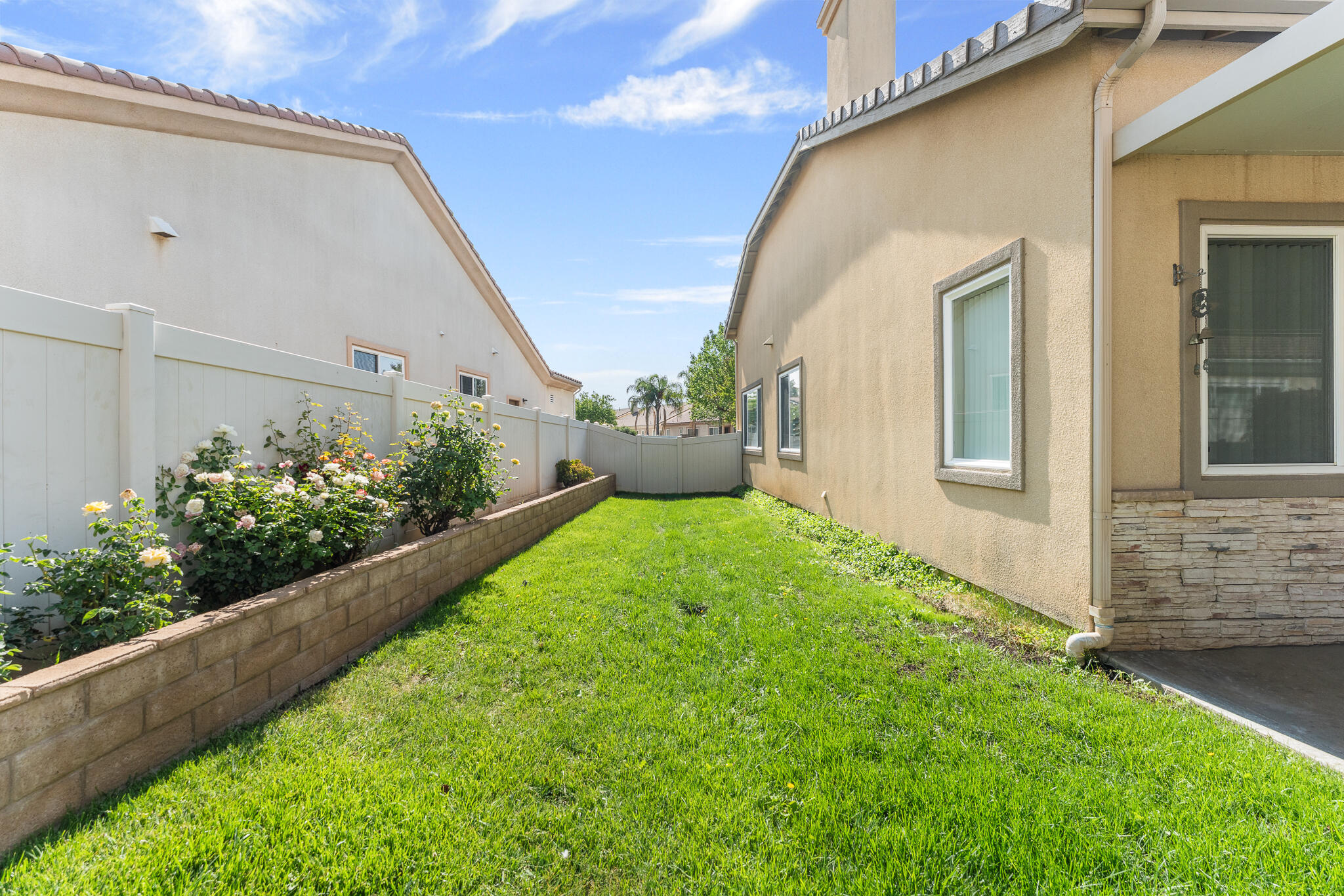744 Copper Circle Beaumont, CA 92223 - Photo 38 of 44 a view of back yard of the house