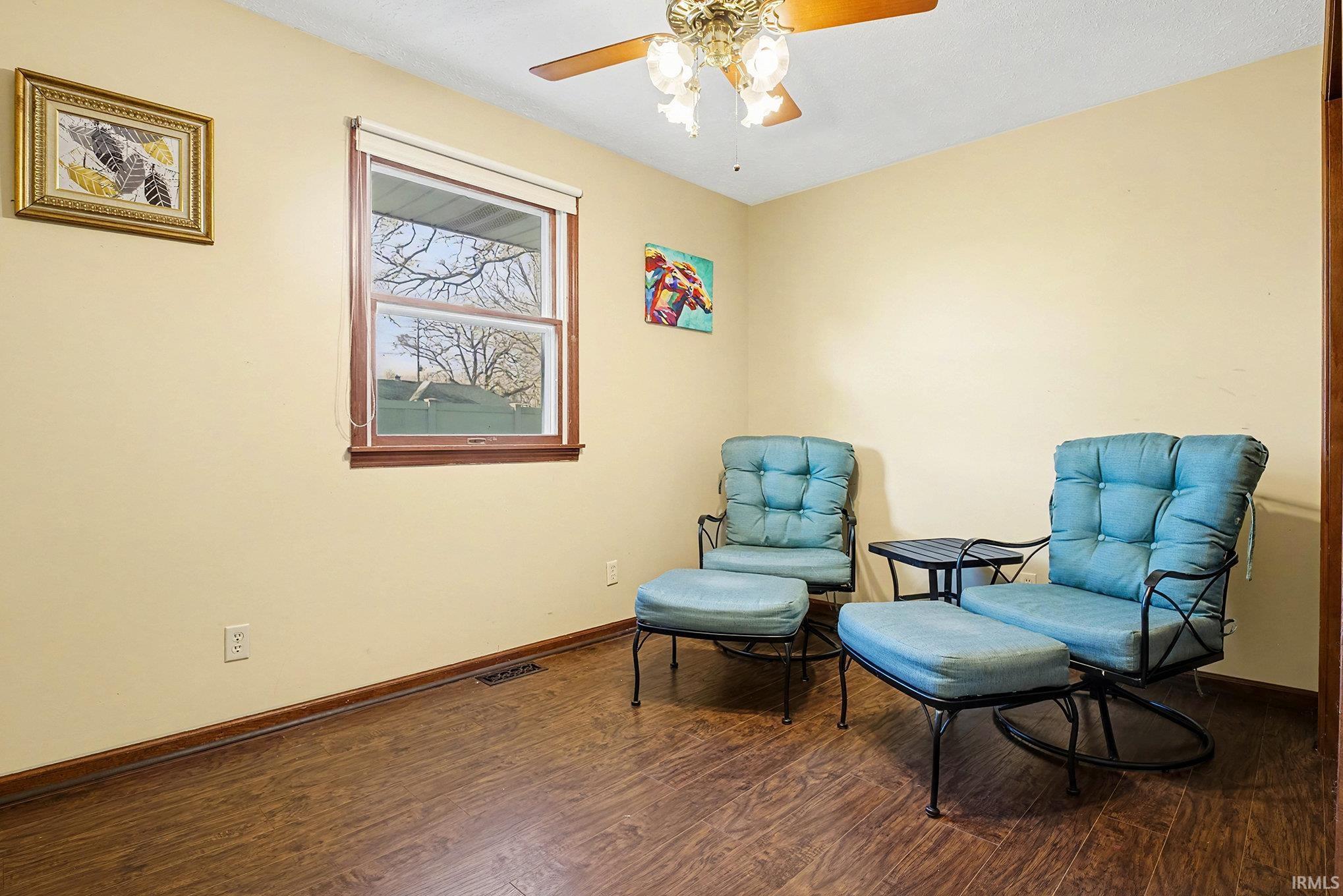 1817 Sunset Drive Warsaw, IN 46580 - Photo 11 of 18