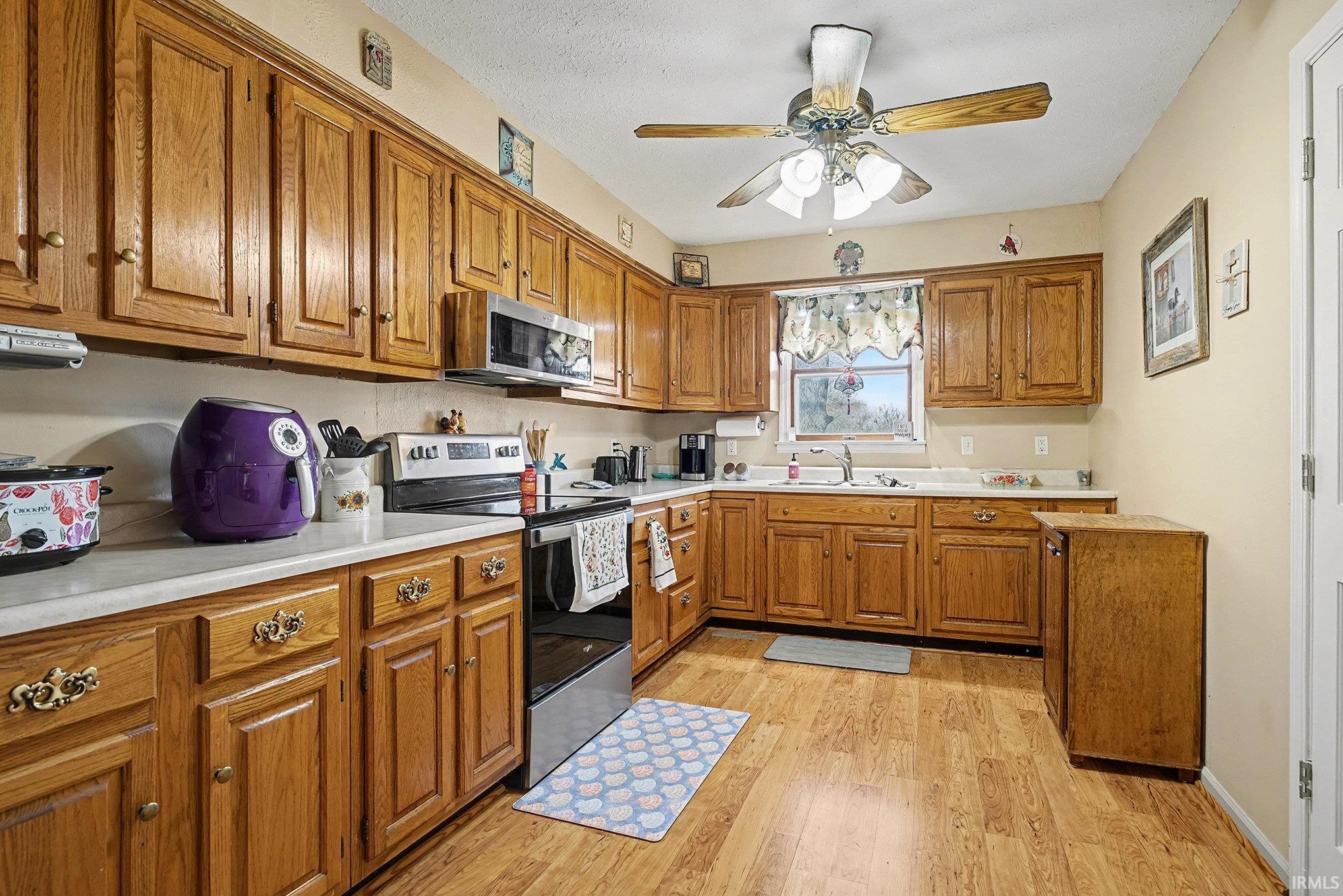 1817 Sunset Drive Warsaw, IN 46580 - Photo 5 of 18