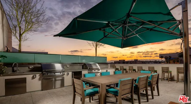 $3,889 | 10375 West Washington Boulevard, Unit 406, Culver City, CA 90232