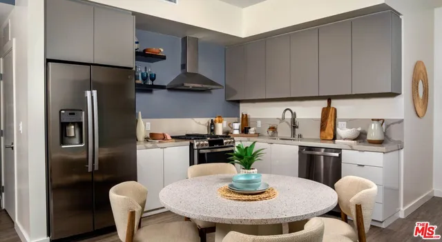 $3,889 | 10375 West Washington Boulevard, Unit 409, Culver City, CA 90232