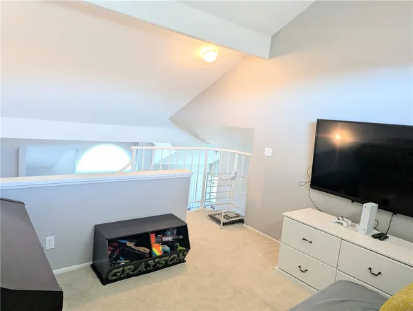 $3,150 | 26857 Claudette Street, Unit 134, Canyon Country, CA 91351