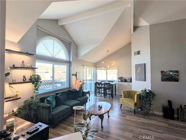 $3,150 | 26857 Claudette Street, Unit 134, Canyon Country, CA 91351