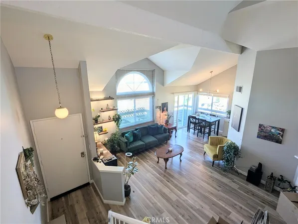 $3,150 | 26857 Claudette Street, Unit 134, Canyon Country, CA 91351