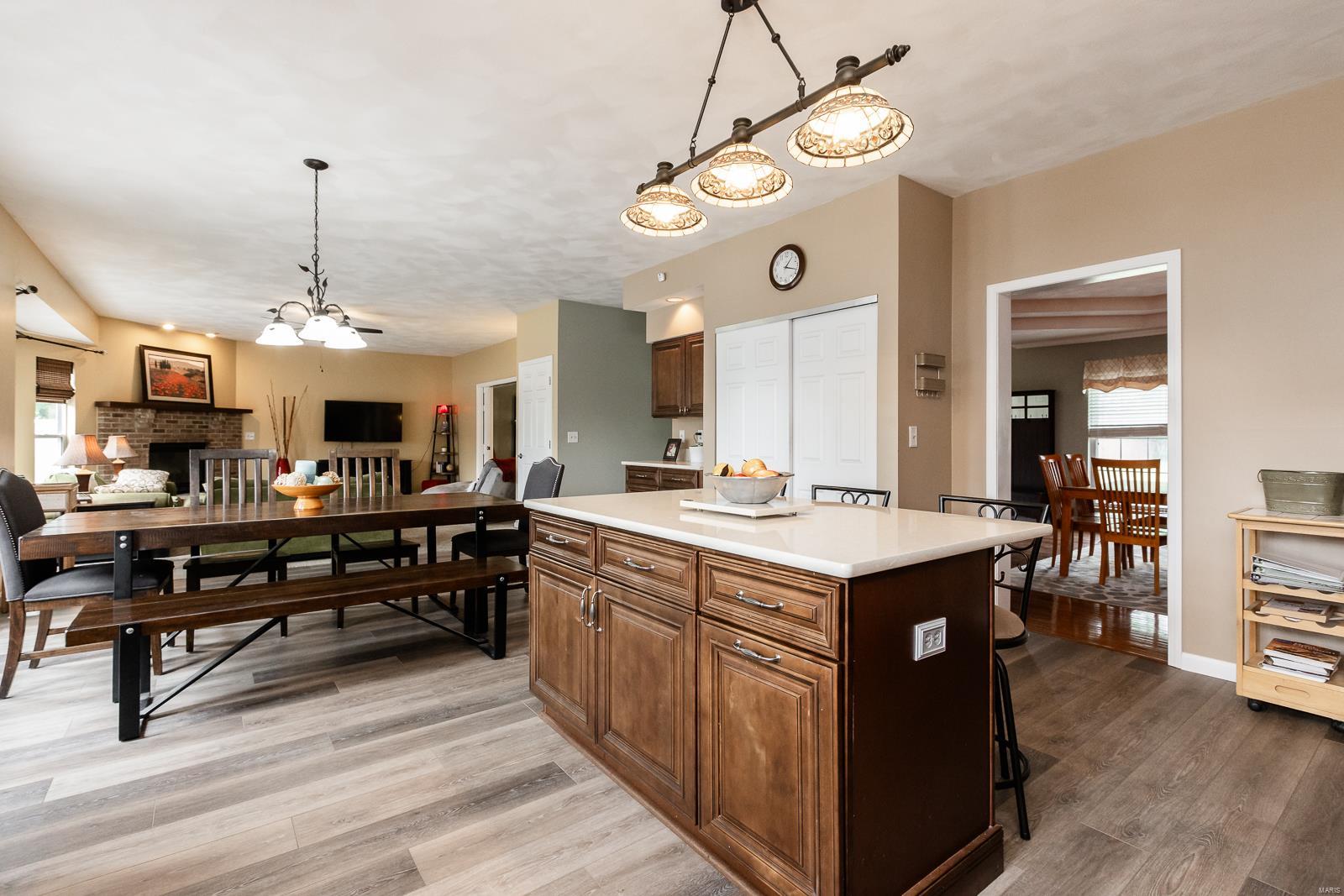 867 Crosswinds Drive Shiloh, IL 62221 - Photo 8 of 37