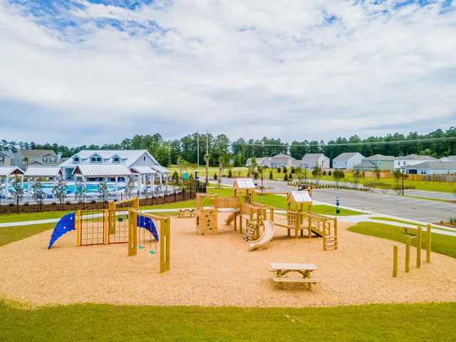 $331,100 | 613 Pleasant Grv Way, Summerville, SC 29486