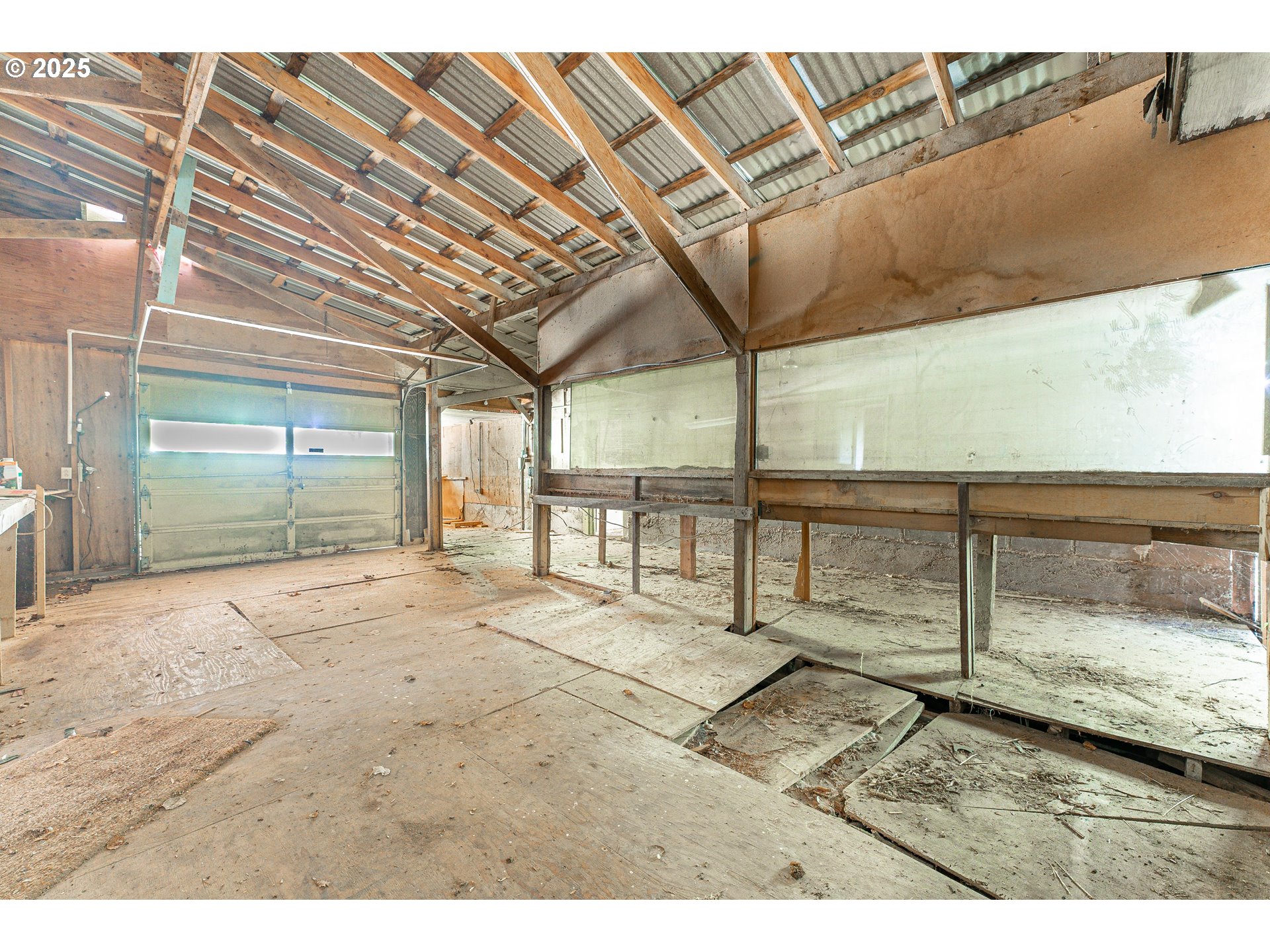 2220 Northeast Brower Road Corbett, OR 97019 - Photo 21 of 40 Shop