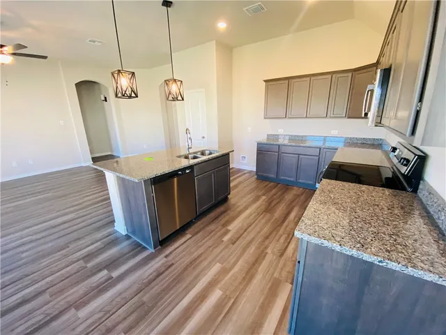 $1,750 | 721 Hollyhock Drive, Temple, TX 76502