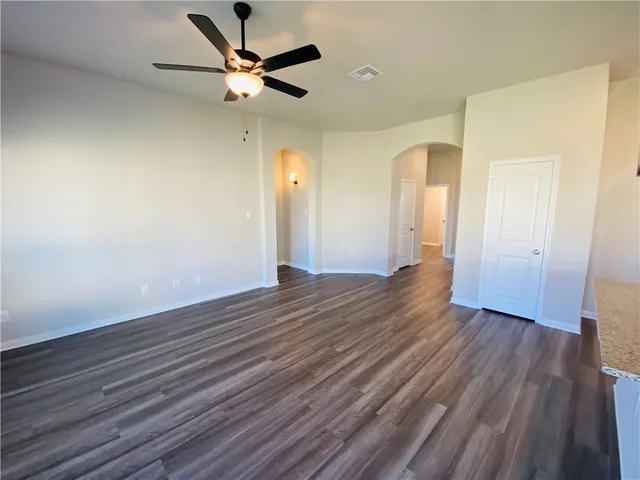 $1,750 | 721 Hollyhock Drive, Temple, TX 76502