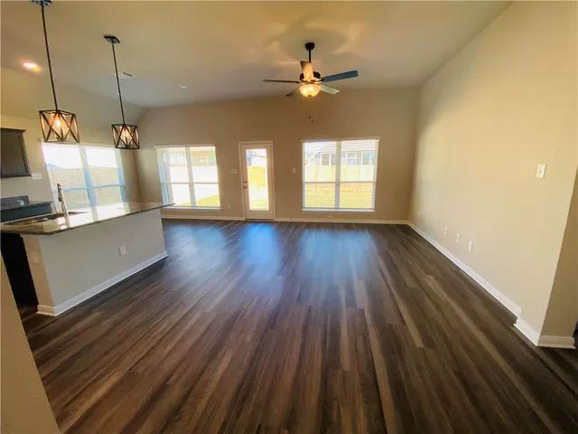 $1,750 | 721 Hollyhock Drive, Temple, TX 76502