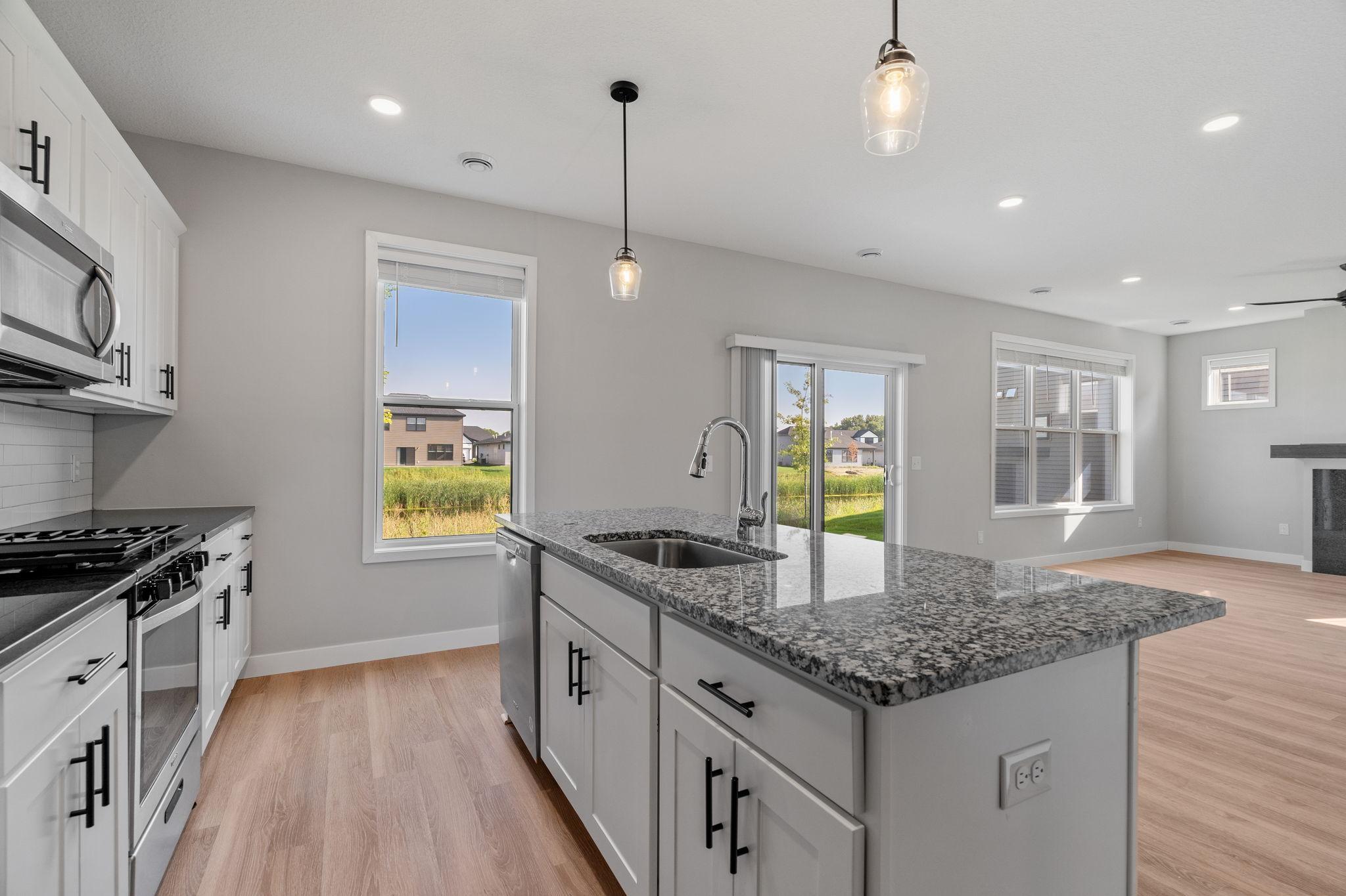 10410 Robinwood Road Chaska, MN 55318 - Photo 7 of 13
