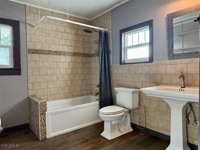 $470,000 | 410 East Osceola Avenue, Clewiston, FL 33440