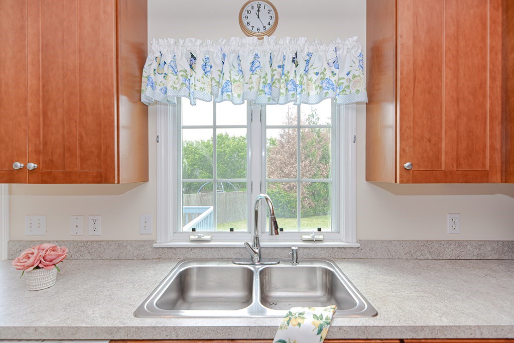 237 Pleasant Street, Unit 237 Norwood, MA 02062 - Photo 8 of 40