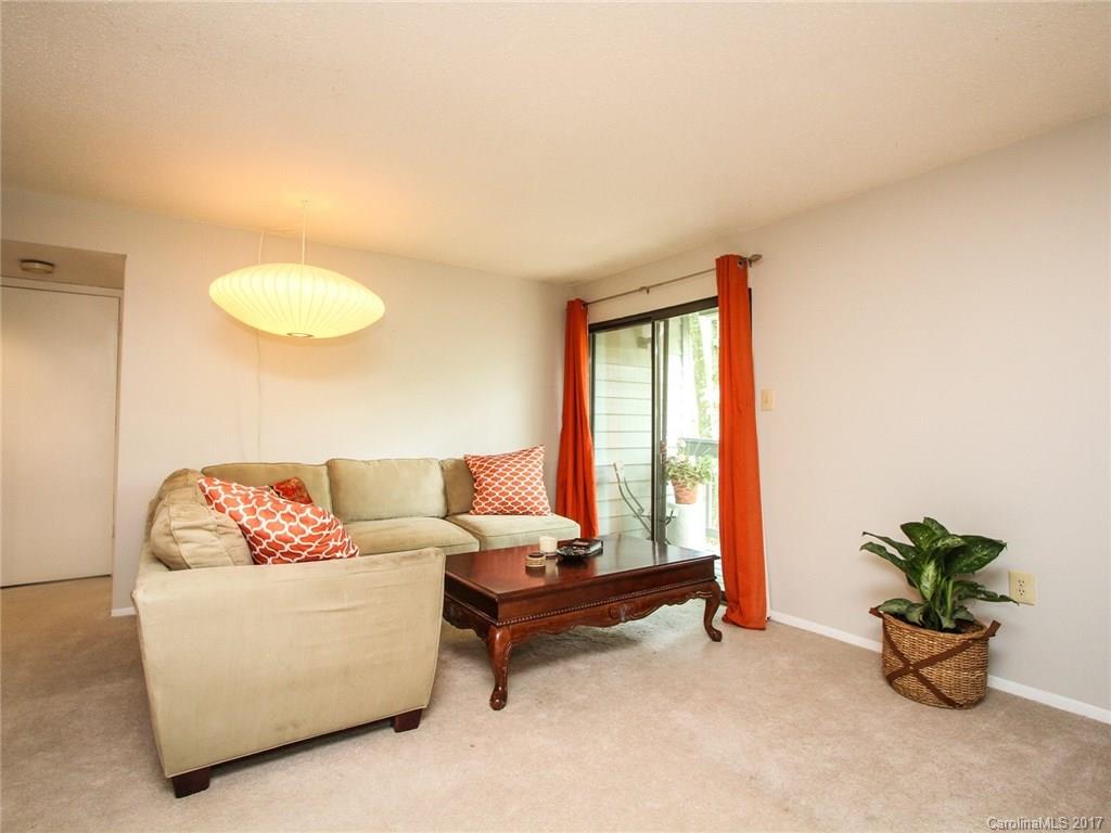 5012 Sardis Road, Unit P Charlotte, NC 28270 - Photo 2 of 24 Gallery Image 2