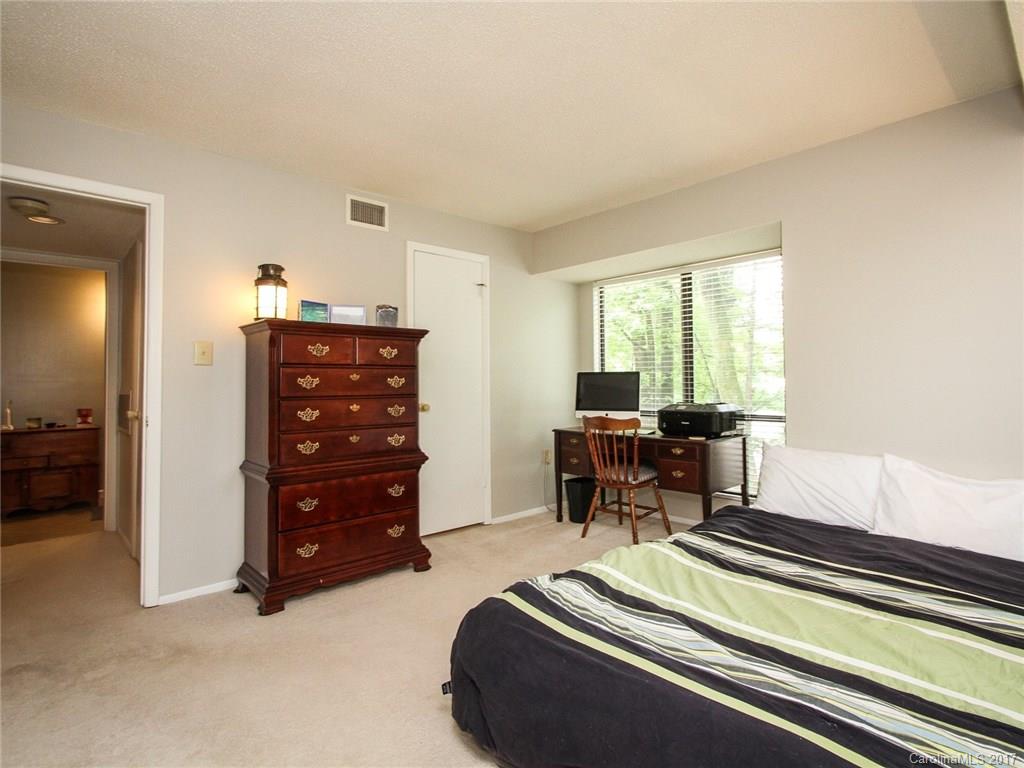 5012 Sardis Road, Unit P Charlotte, NC 28270 - Photo 15 of 24 Gallery Image 15