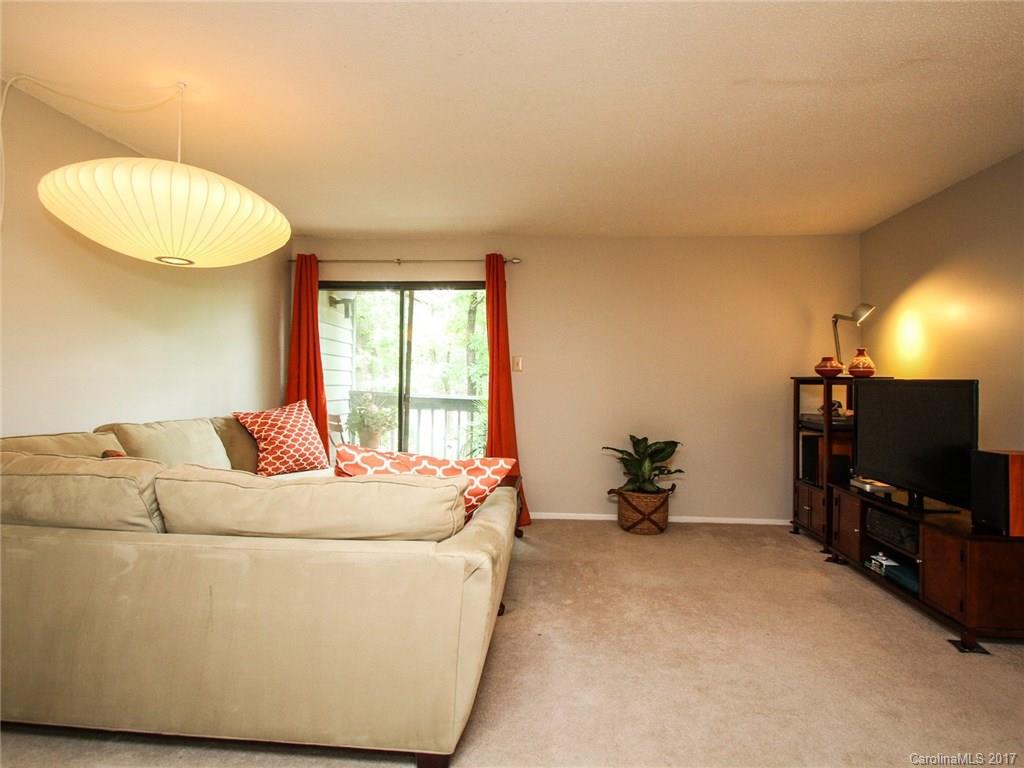 5012 Sardis Road, Unit P Charlotte, NC 28270 - Photo 3 of 24 Gallery Image 3