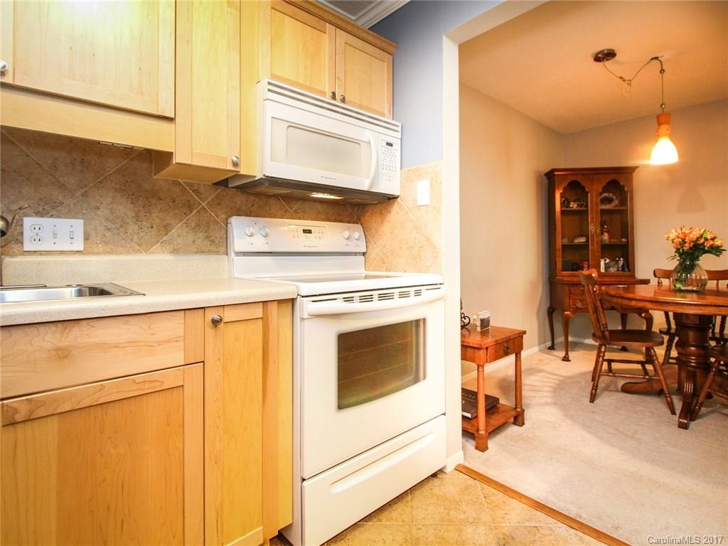5012 Sardis Road, Unit P Charlotte, NC 28270 - Photo 8 of 24 Gallery Image 8